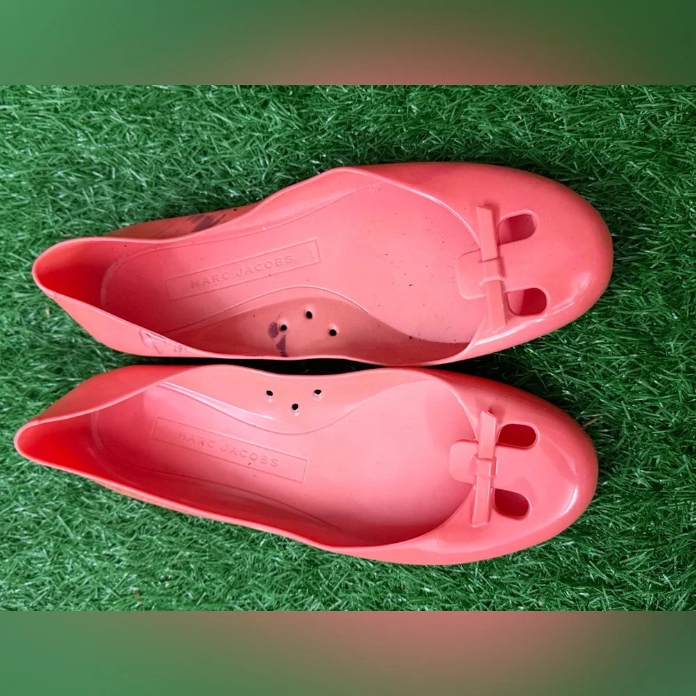 Marc Jacobs‎ Women's Plastic Coral Flats Size 37